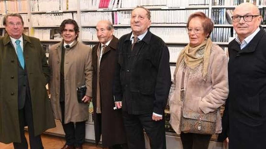 Emilio Quesada recupera en un libro la popular taberna Casa Enrique