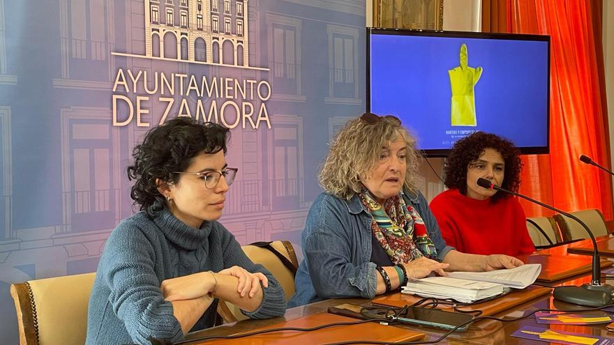 El Ayuntamiento con el 8M en Zamora: &quot;Hartas y empoderadas&quot;