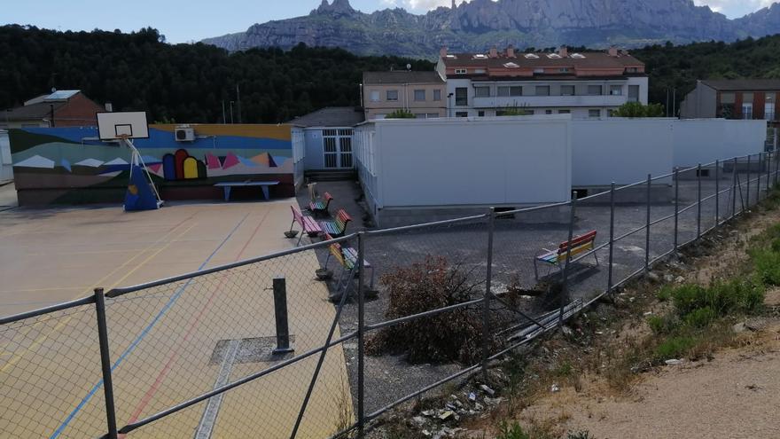 L’institut de Castellbell s’amplia amb tres mòduls mentre espera l’edifici definitiu