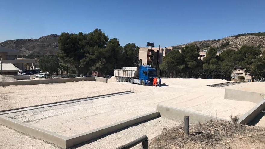 El parking del Hospital de Elda abrirá en mayo con dos meses de retraso