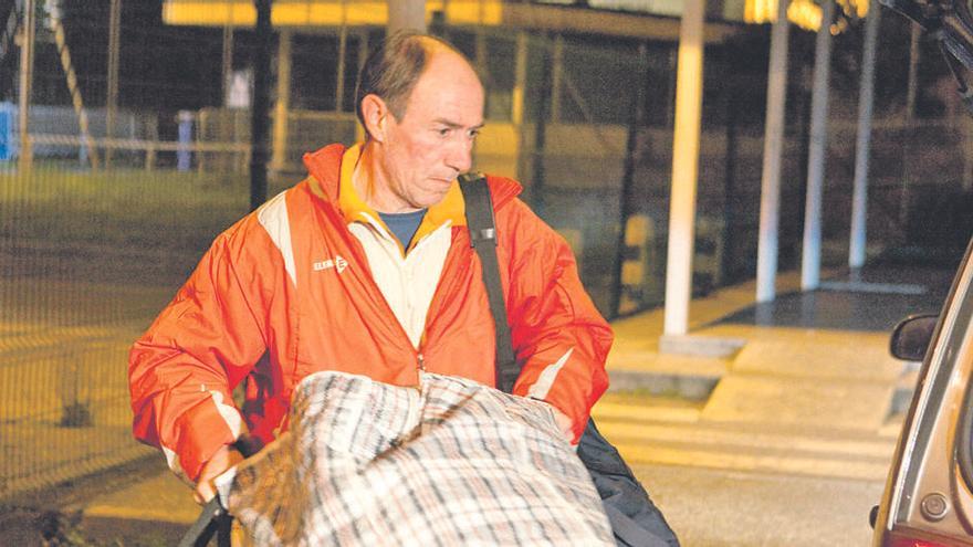 El violador del estilete tras salir de prisión durante su estancia de 32 años en la cárcel.