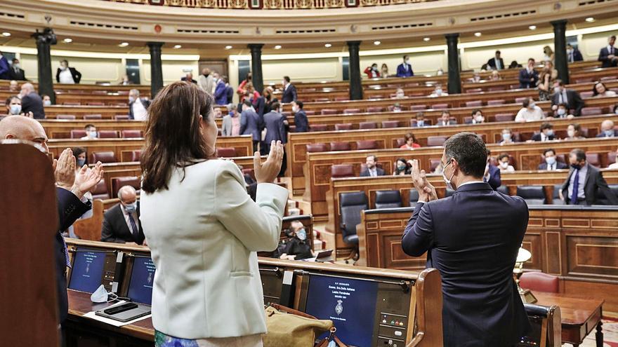 Uno de  los plenos celebrados  este año en  el Congreso. | // J. HELÍN /E. PRESS