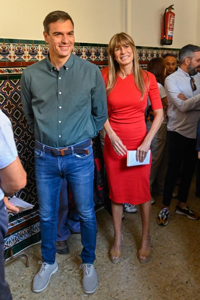 Pedro Sánchez con zapatillas deportivas