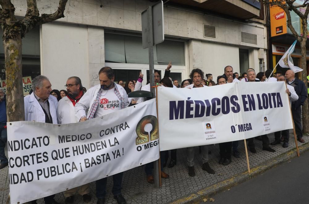 La protesta de los médicos llega al Parlamento