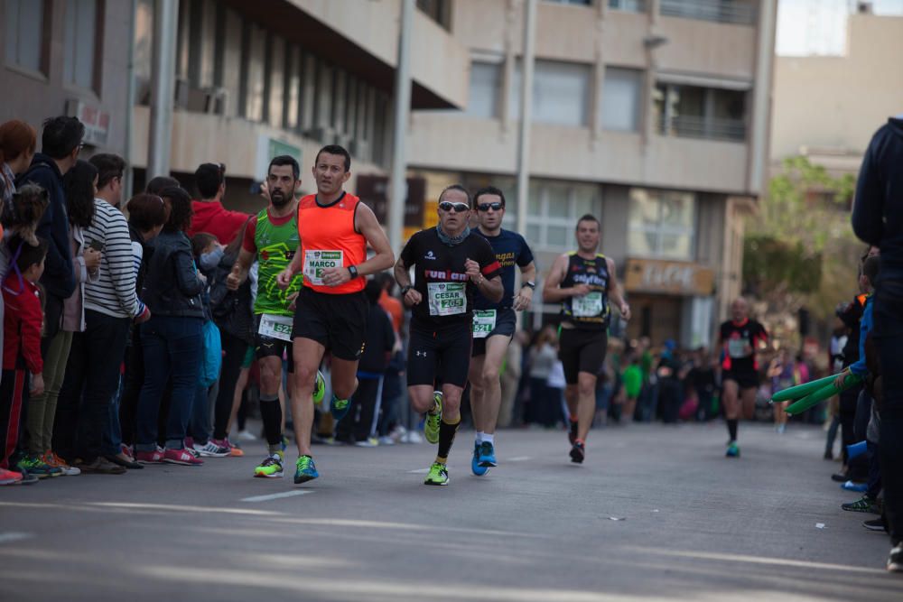 Hassanne Ahouchar gana el 44 maratón de Elche