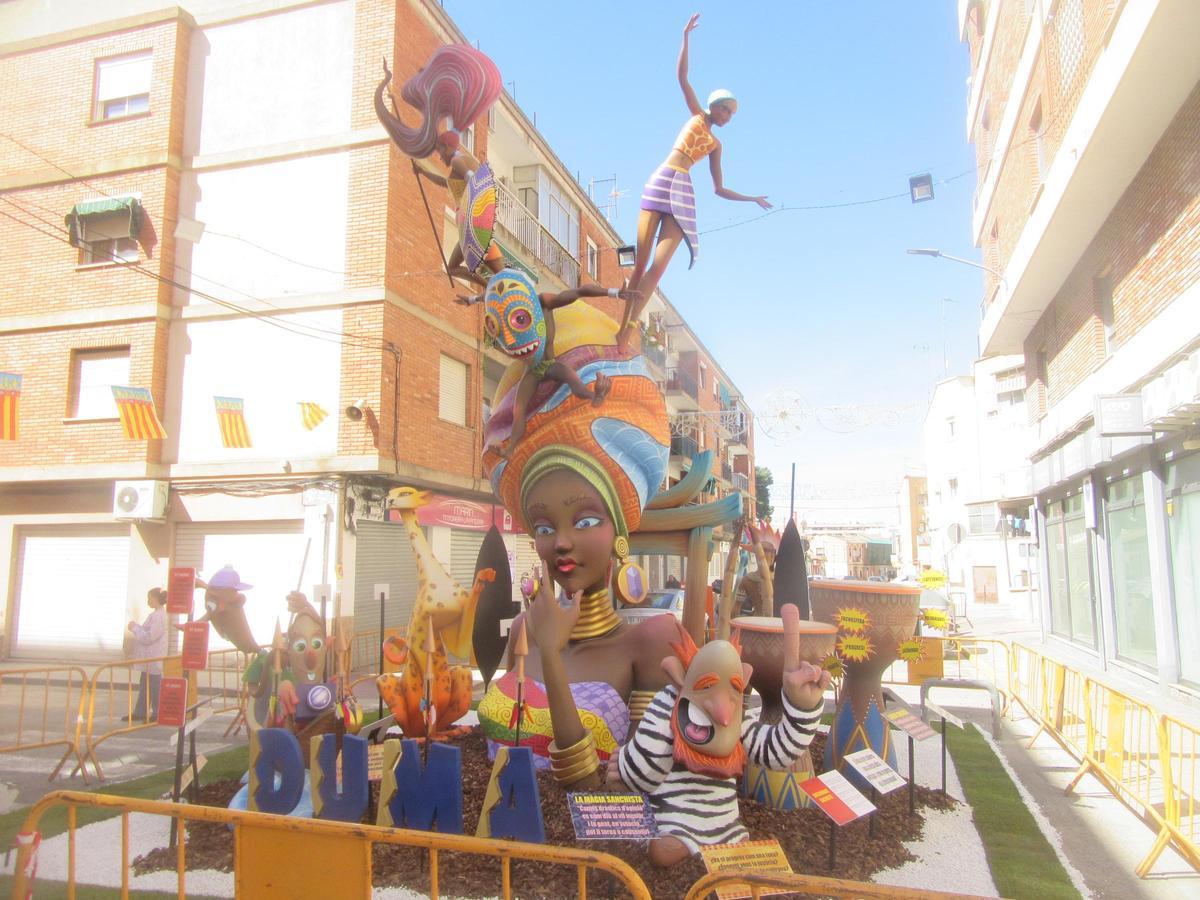 Monumento mayor del casal de Lauri Volpi, primer premio de Especial.