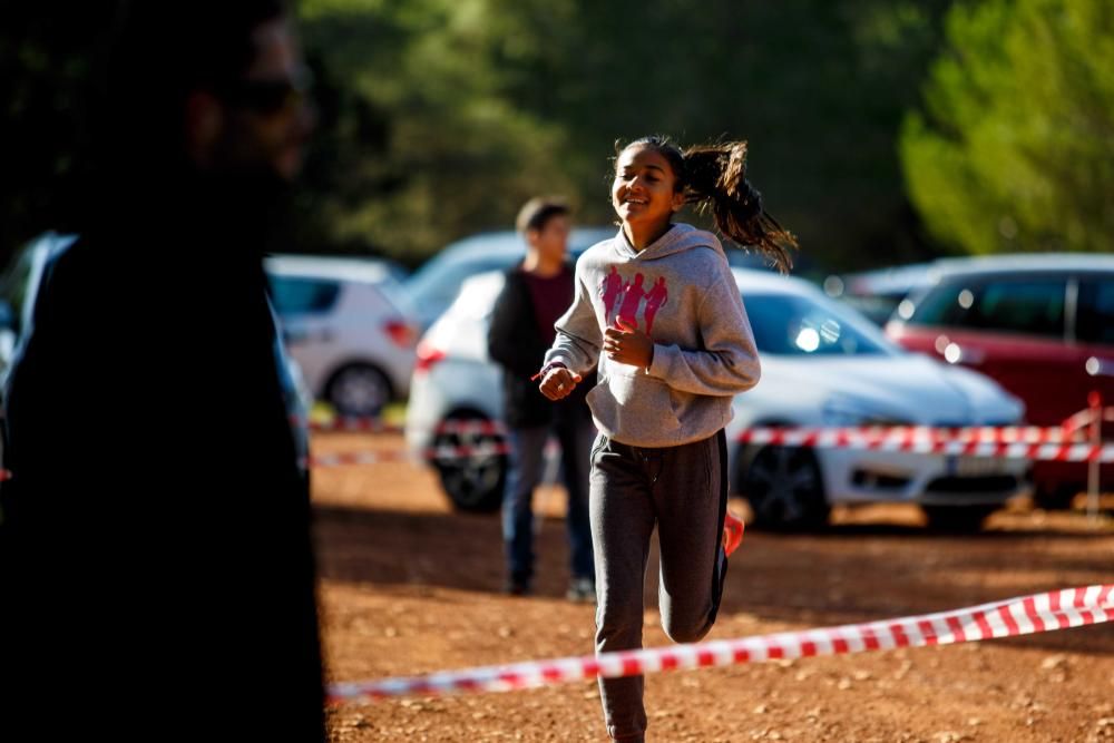 El circuito de cross de Buscastell acogió este sábado la primera prueba de campo a través de la temporada en Ibiza para categorías inferiores