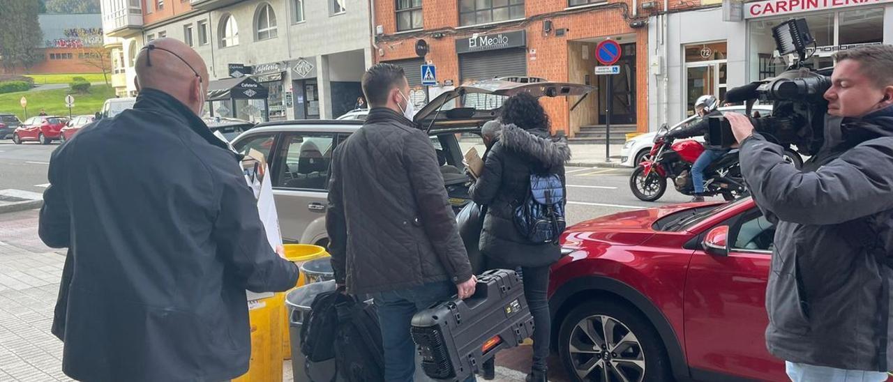 Conmoción en Oviedo por el asesinato de una niña de 14 años en Vallobín.