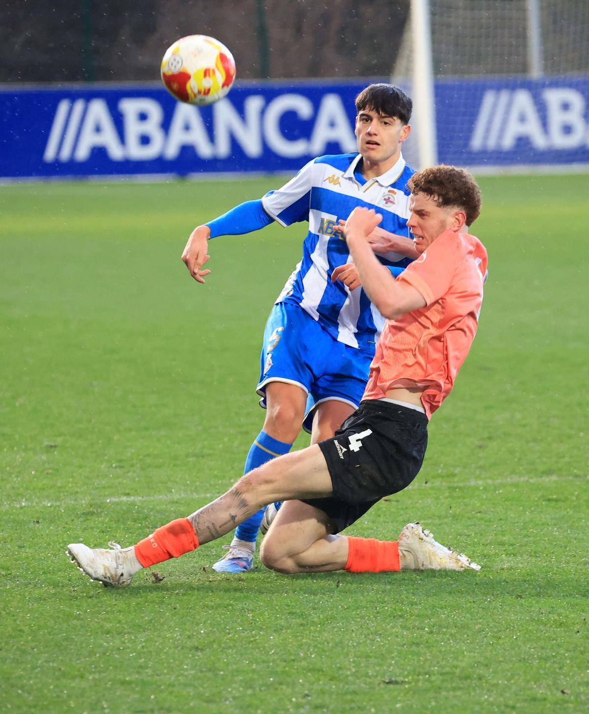 El Dépor juvenil vence al Hortaleza (3-1) y avanza en la Copa del Rey