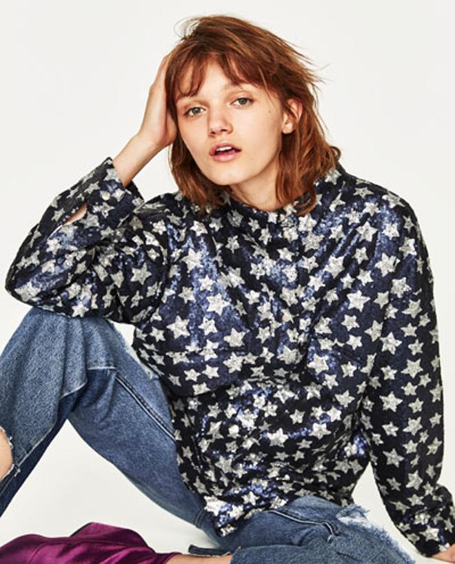 Las estrellas son las reinas del estampado: camisa glitter de Zara