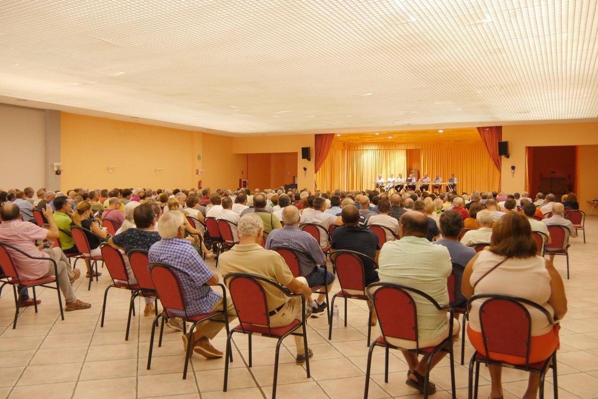 Asamblea de Cítrics de Nules en la que se anunció la liquidación de la empresa.