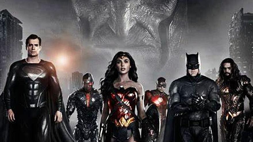 Elenco de héroes de la película de Zack Snyder.