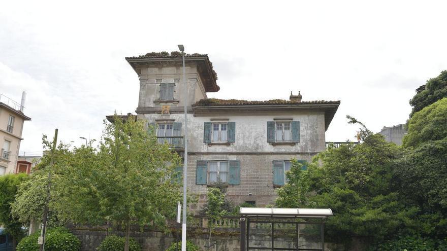 ¿Por qué nadie quiere la casa de A Coruña donde habitó Camilo José Cela?