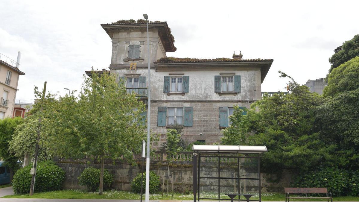 Villa Felisa en la avenida de La Habana en Ciudad Jardín