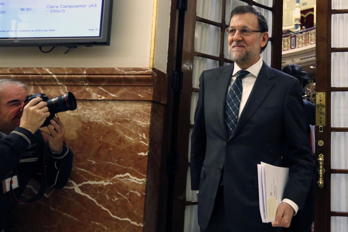 Mariano Rajoy, a l’arribar a la sessió de control, aquest dimecres al Congrés. Mariano Rajoy, a l’arribar a la sessió de control, aquest dimecres al Congrés.