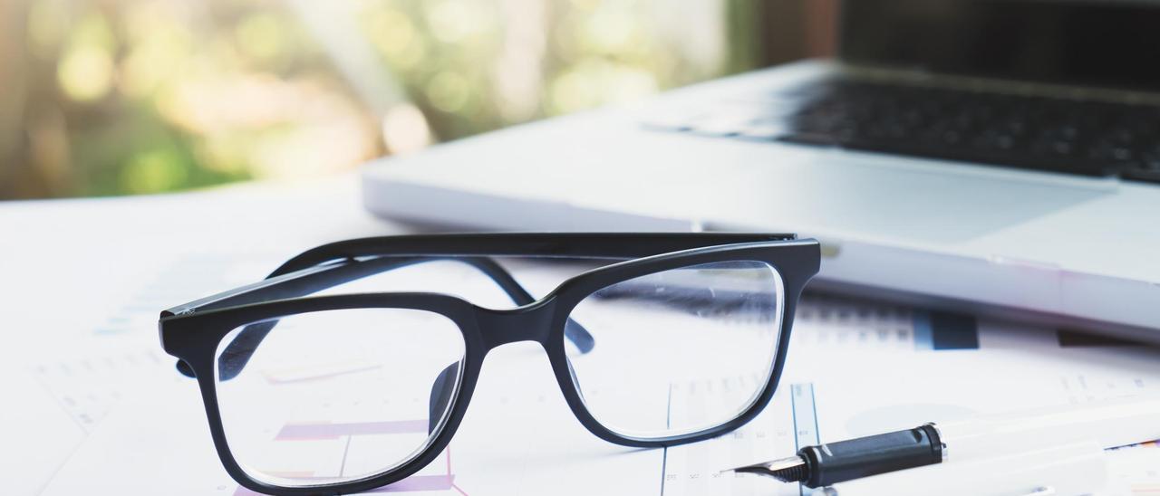 ¿Cuándo serán gratis las gafas y las lentillas?: la ministra de Sanidad confirma la fecha de entrada en vigor de esta medida