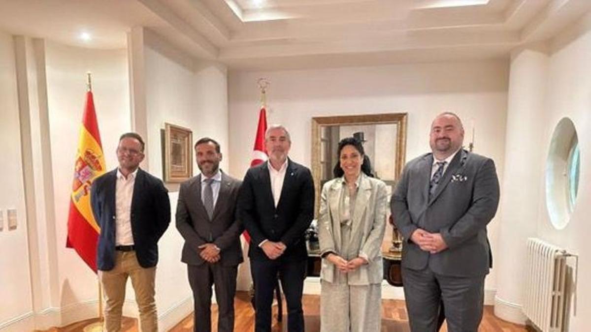 Madrid acoge un nuevo paso en el fortalecimiento de las relaciones entre Canarias y Türkiye