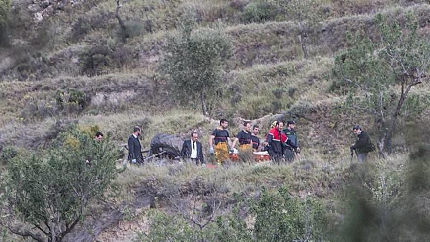 Fallece un vecino de Tibi al volcar su tractor en el campo