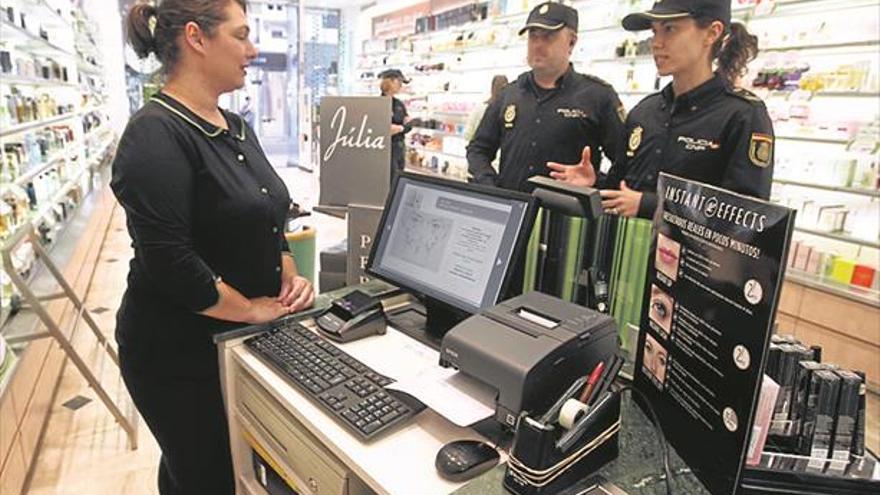 Vigilancia especial en Navidad para evitar robos y pagos con dinero falso