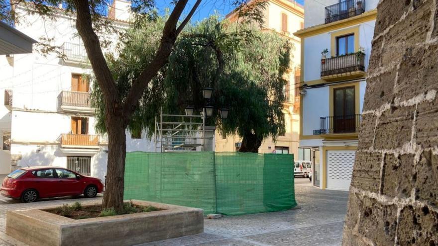 Obras de recuperación de la fuente de la plaza de sa Font