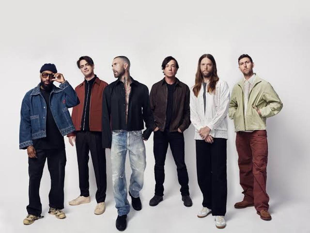 Maroon 5.