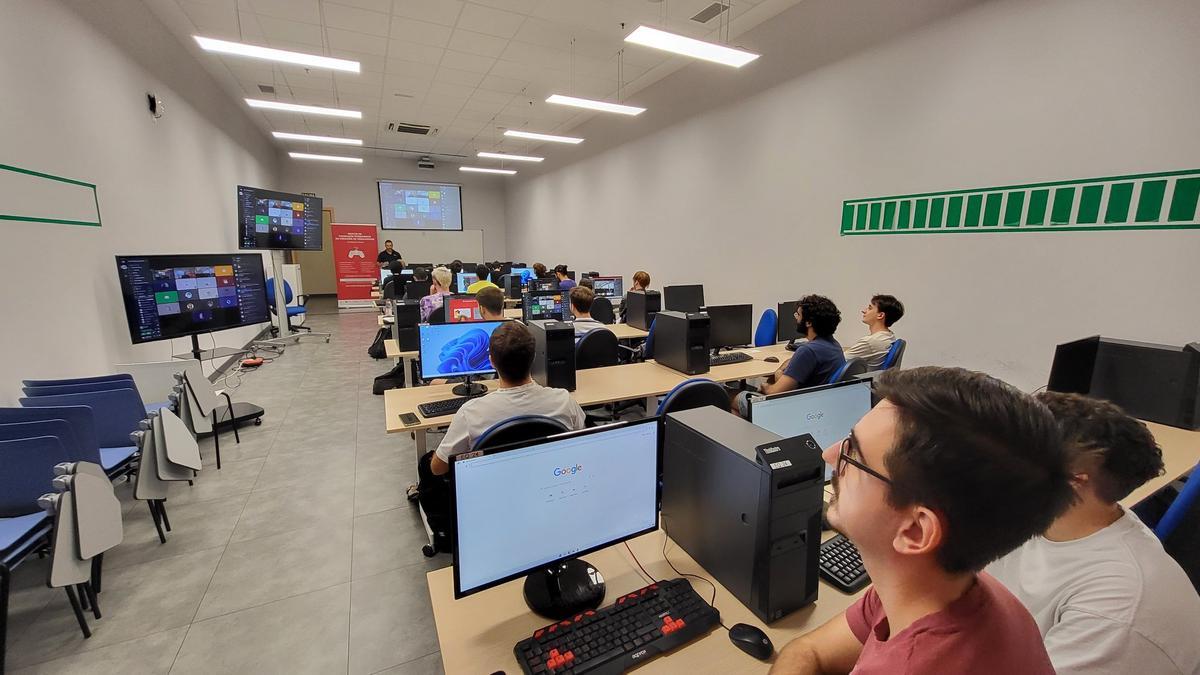 Alumnado de la décima edición del Máster de Creación de Videojuegos de la Universidad de Málaga.