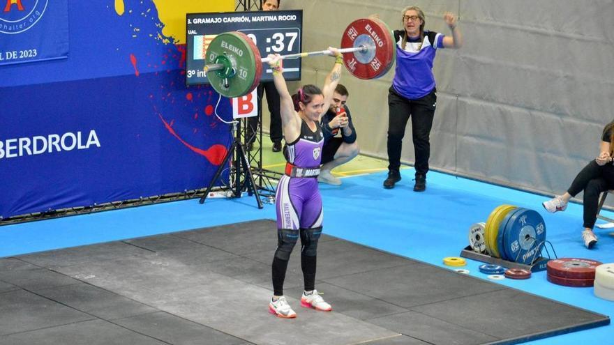 La UA logra 27 medallas y un récord nacional en el Campeonato de España Universitario