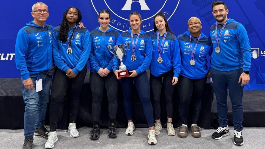 La delegación del CH Coruña en Navarra.