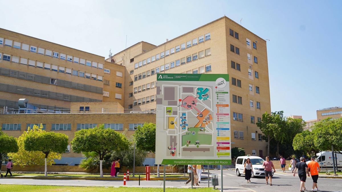 Exterior del Hospital Universitario Virgen del Rocío de Sevilla.