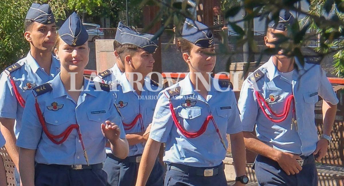 La princesa Leonor en Tejeda (Gran Canaria), junto a sus compañeros de la Academia General del Aire y del Espacio