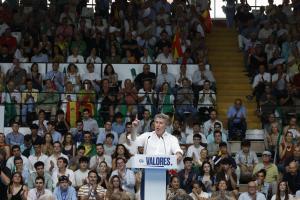 Feijóo: Sánchez tiene que irse por cómplice y por mentiroso