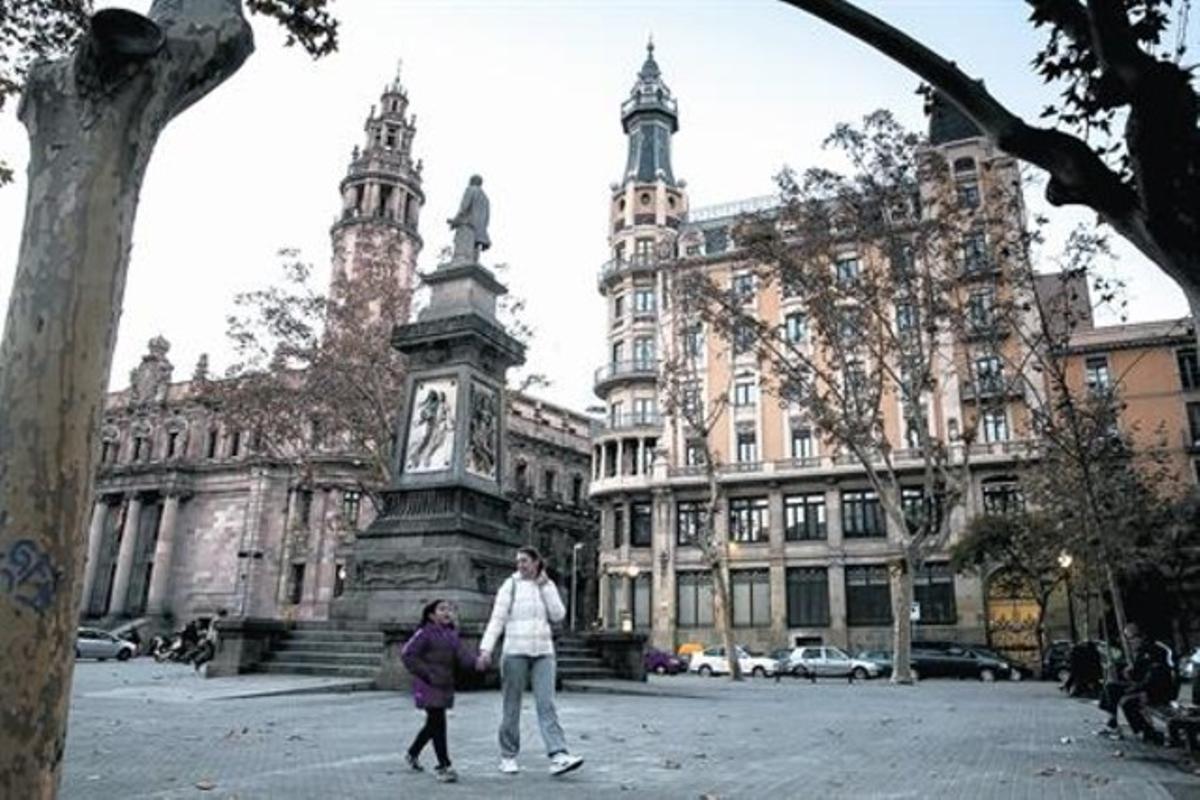 Plaça d’Antonio López, que la ciutat dedica a un negrer indiscutit.