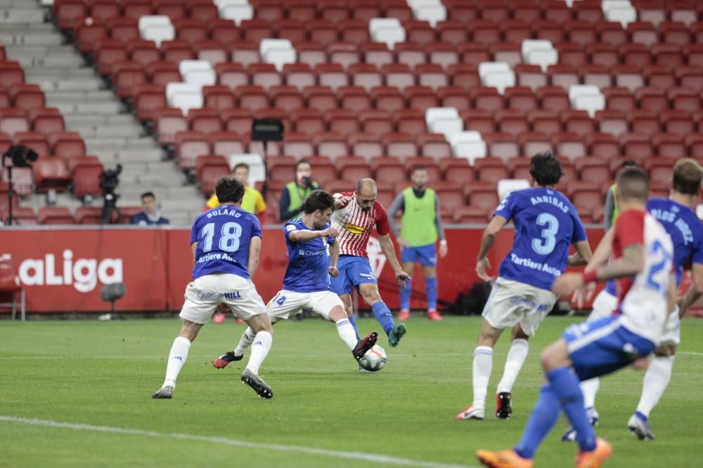 Fútbol: Así fue el Sporting-Oviedo disputado en El Molinón