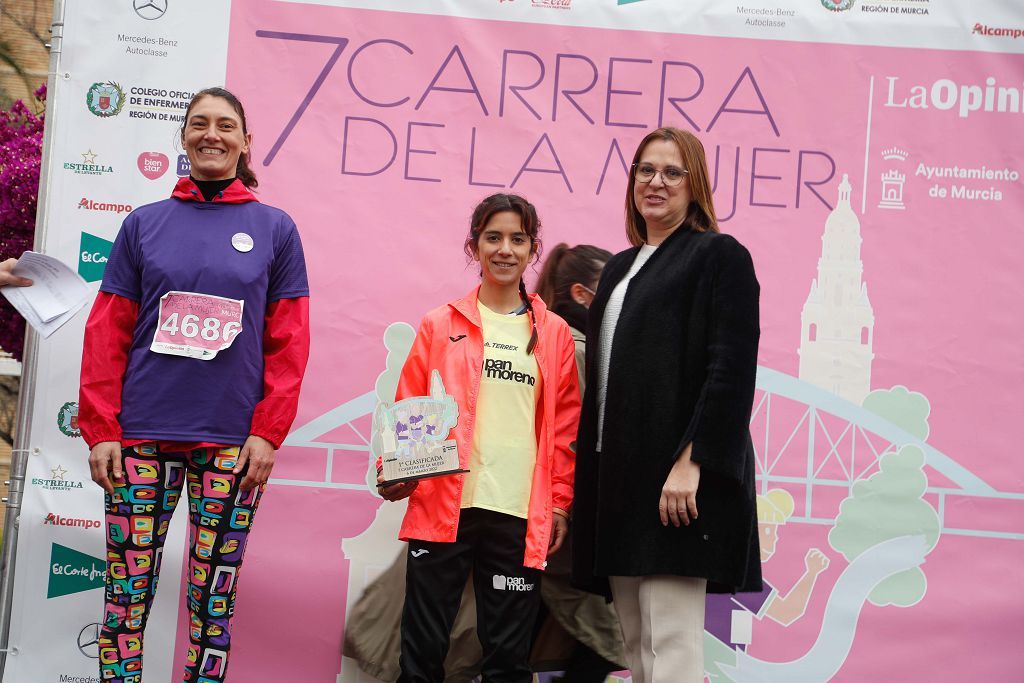 Carrera de la Mujer Murcia 2022: las participantes posan en el photocall