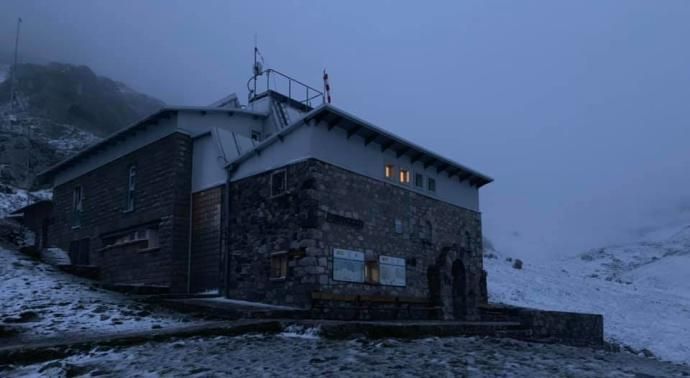 Llega la nieve al Urriellu en pleno septiembre