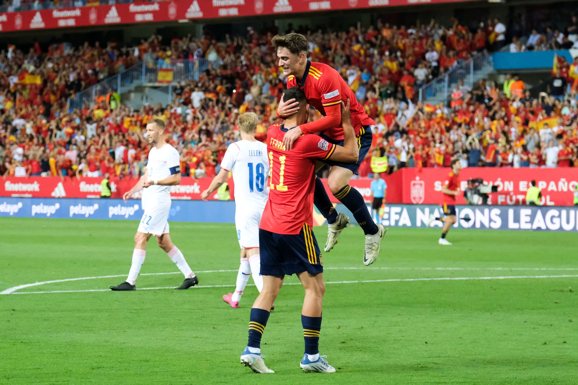 El España - República Checa en La Rosaleda, en imágenes