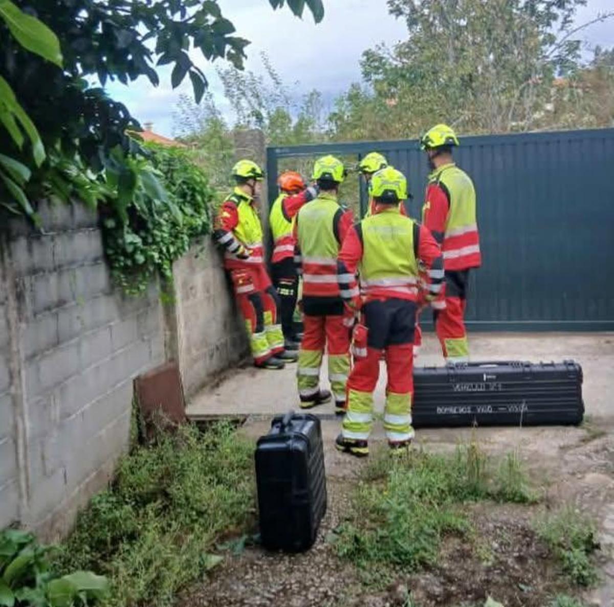 Varios efectivos participaron en el rescate.