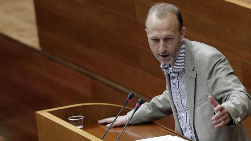 Alexis Marí interviene en un pleno de las Cortes Valencianas, en una imagen de archivo