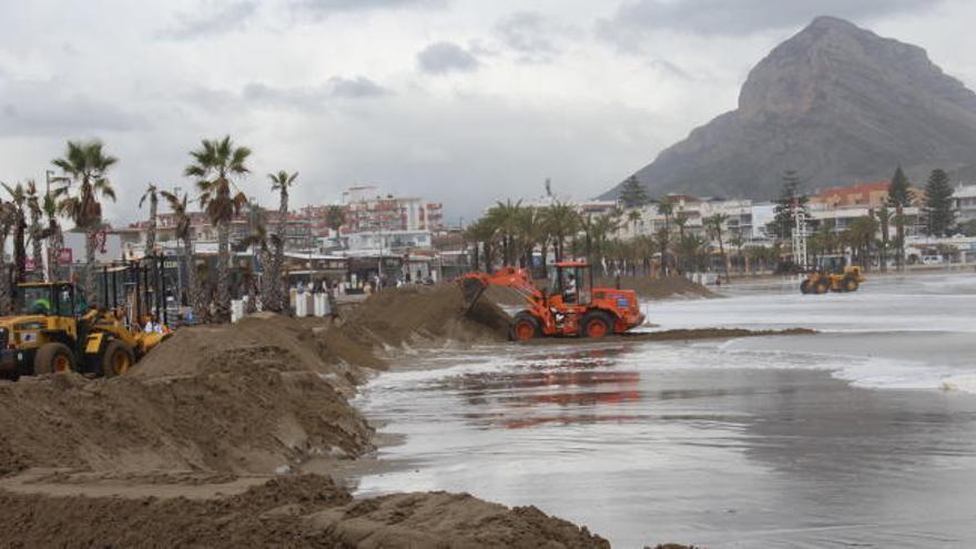 Alerta roja en la Comunitat Valenciana por el temporal de lluvia, viento y oleaje