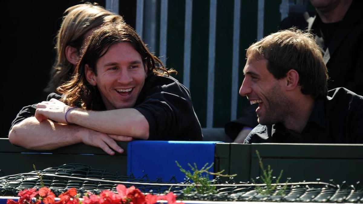 Messi y Zabaleta, en el Open Barcelona de tenis en los inicios de su etapa barcelonesa.