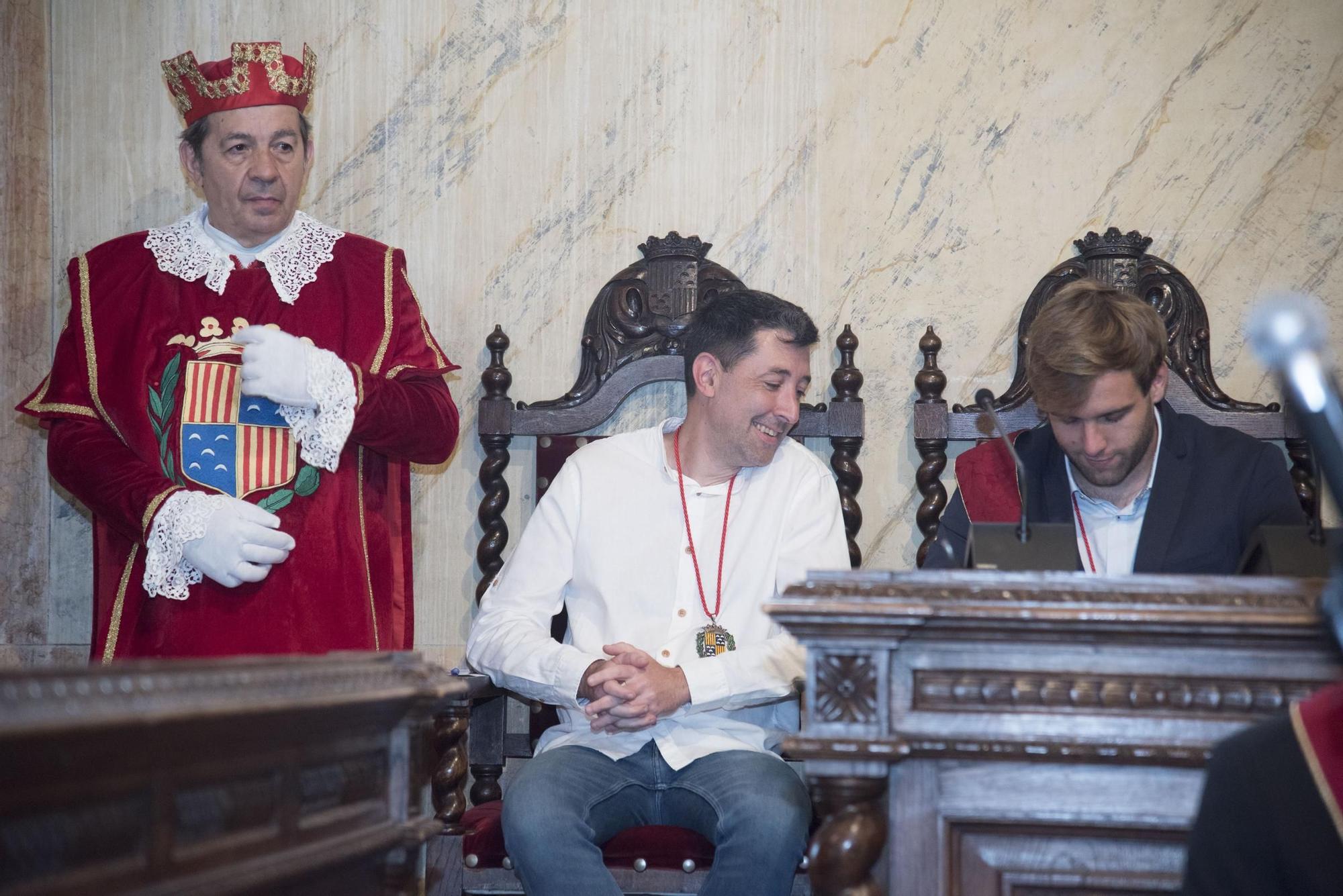 El ple de constitució del nou Ajuntament de Berga, en imatges