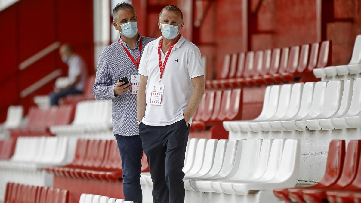 Javi Rico, junto a Noé Calleja, en un entrenamiento en Mareo.