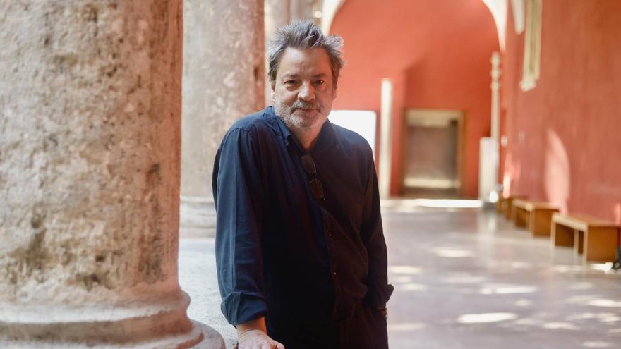 Enrique Urbizu: &quot;En el cine hay mucho pijo riéndose de cosas que no tienen gracia&quot;