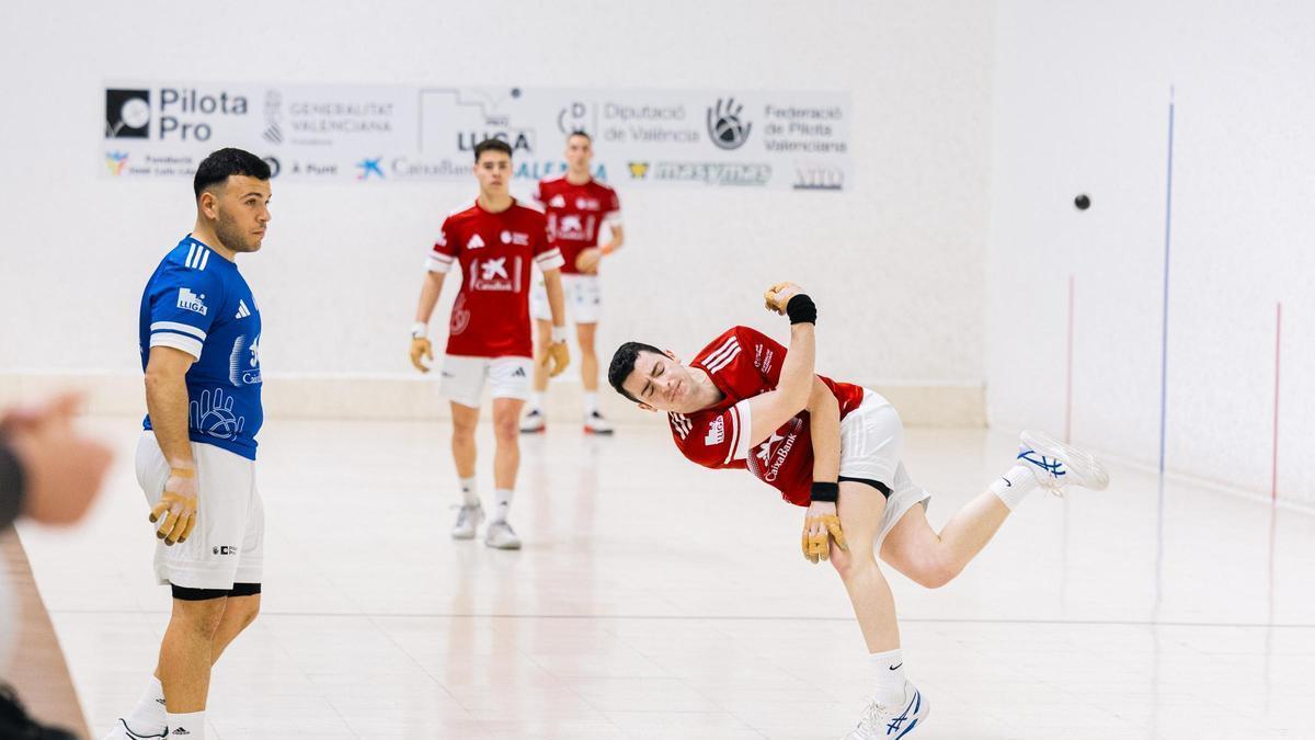 Iván, Momparler i Alejandro forcen el desempat de semifinals