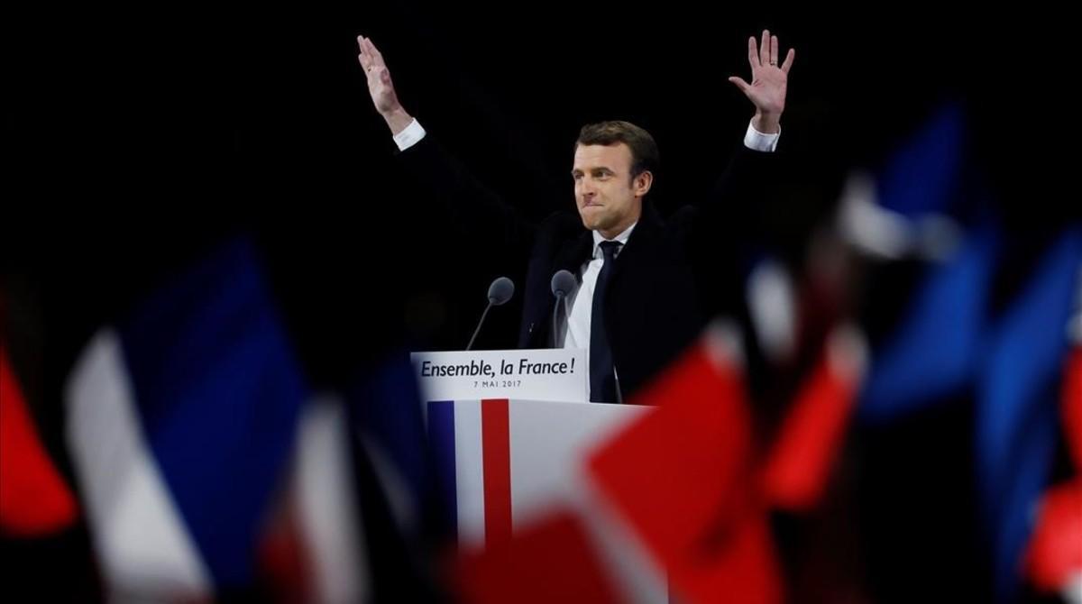Emmanuel Macron celebra su victoria.