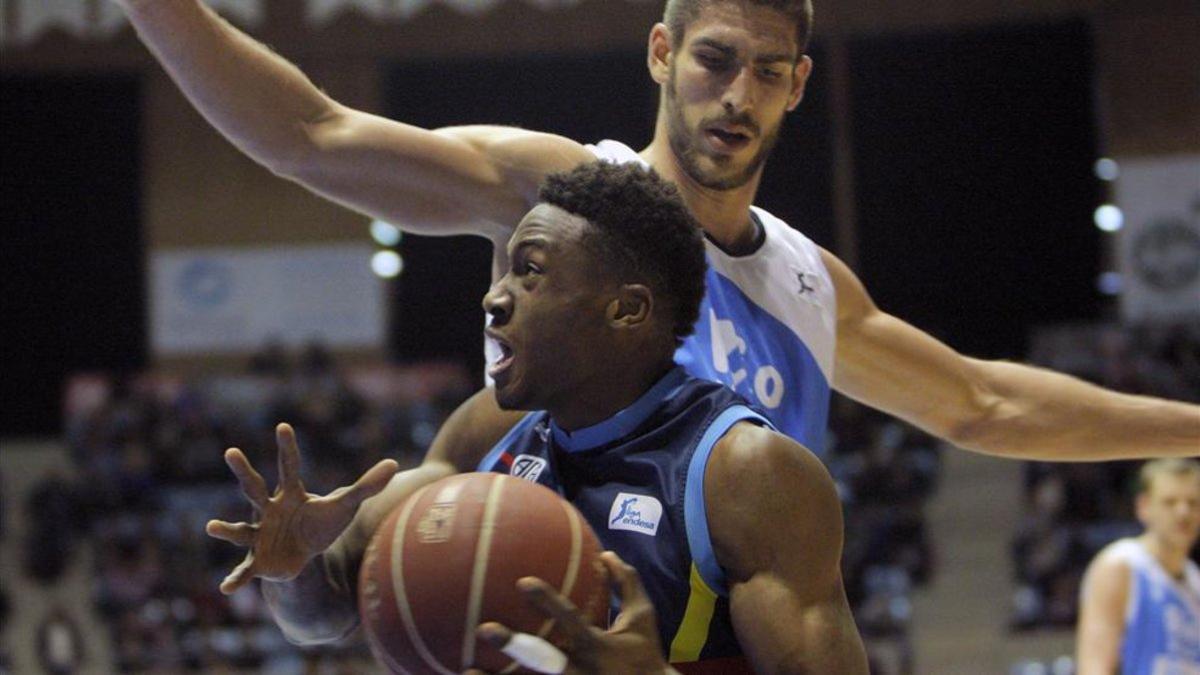 Thanasis Antetokounmpo, quien compartirá vestuario con Magarity