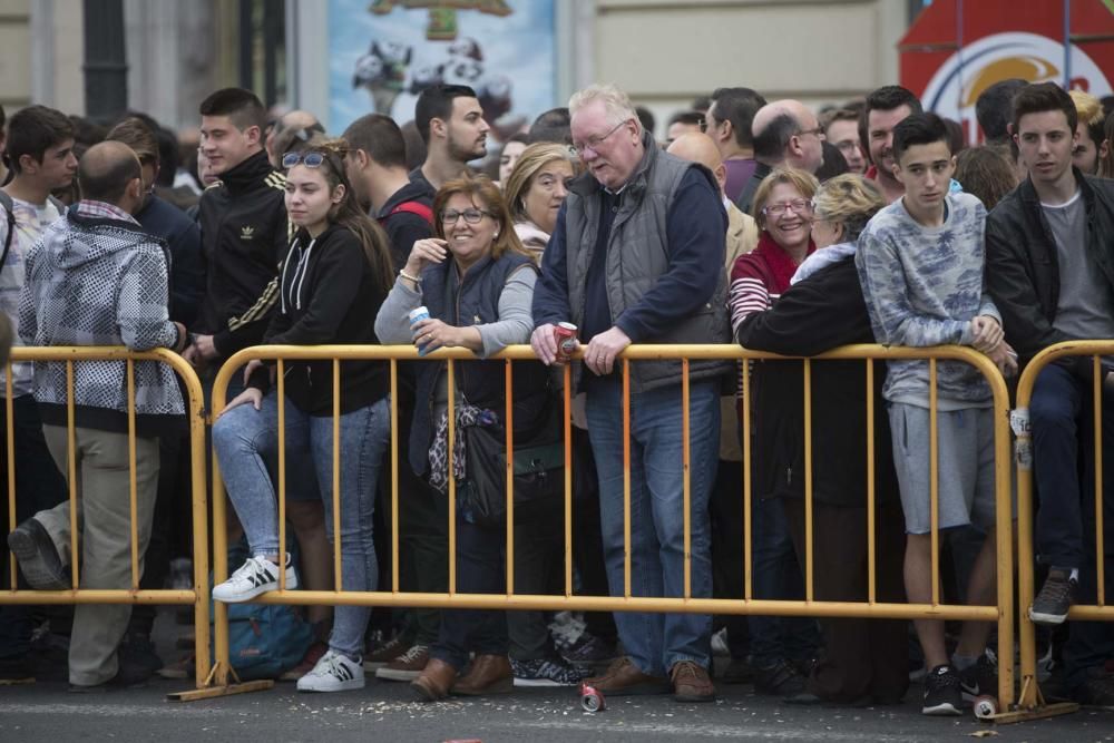 Búscate en la mascletà