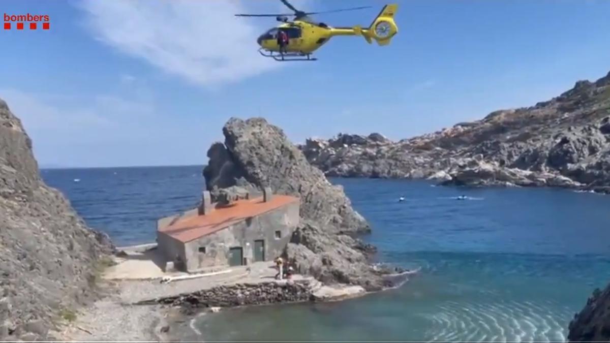 L&#039;helicòpter de Bombers en el rescat d&#039;aquest matí a Port de la Selva