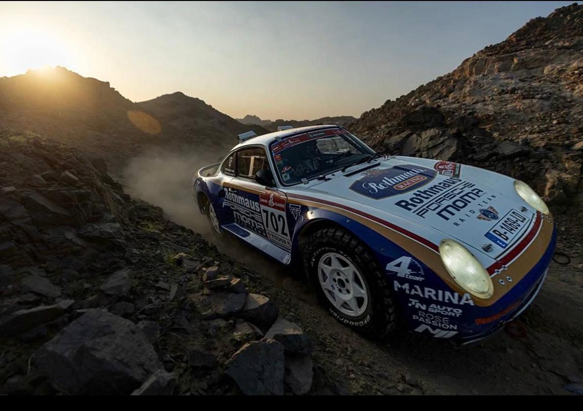 El coche de Lidia Ruba y Juan Morera, durante una etapa del Rally Dakar 2026.