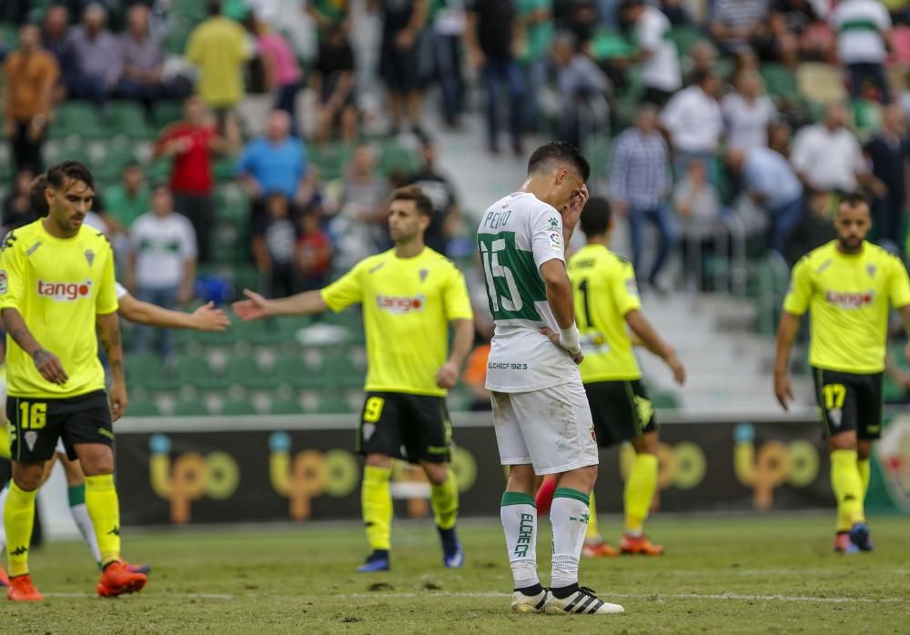 El Elche domina al Córdoba